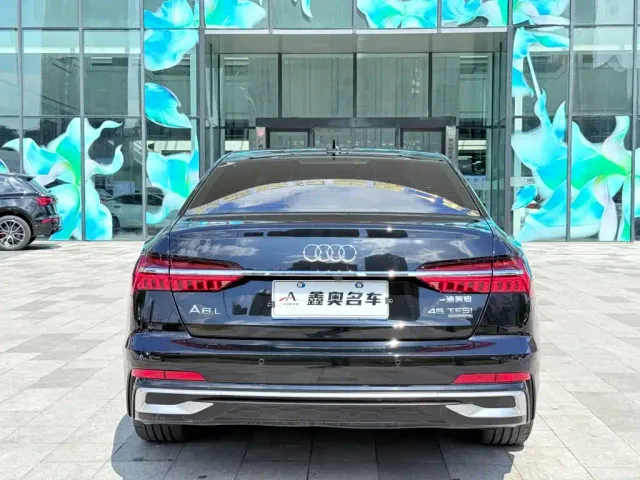 Audi A6L — Фото автомобиля 8