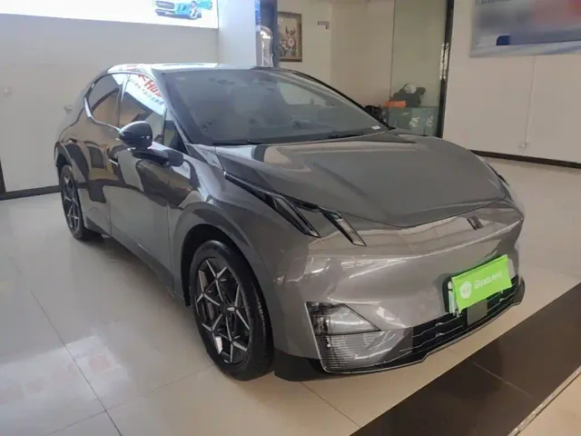 Lynk & Co Z20 — Фото автомобиля 3