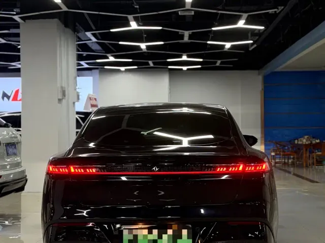 Dongfeng eπ 007 — Фото автомобиля 2
