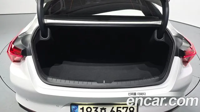 Kia K8 Signature — Фото автомобиля 30