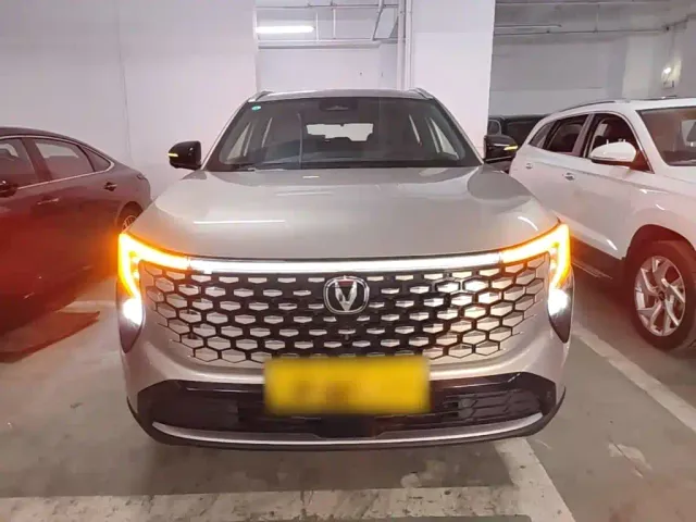 Changan CS55 Plus — Фото автомобиля 2