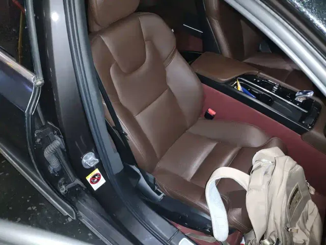 Volvo S90 — Фото автомобиля 19