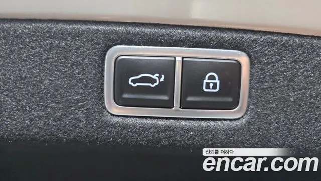 Hyundai Grandeur GN7 — Фото автомобиля 20