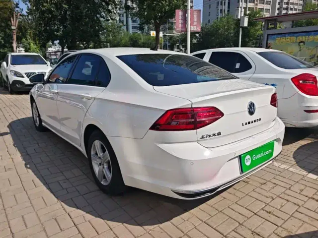 Volkswagen Lamando — Фото автомобиля 4