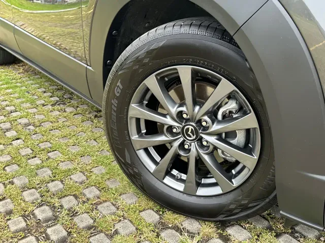 Mazda CX-30 — Фото автомобиля 4