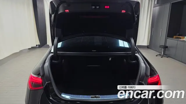 Mercedes-Benz S-Class W223 — Фото автомобиля 26