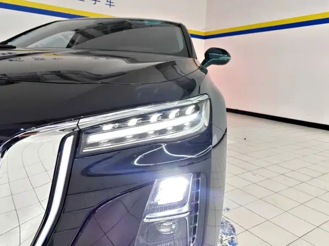 Hongqi H5 — Фото автомобиля 5