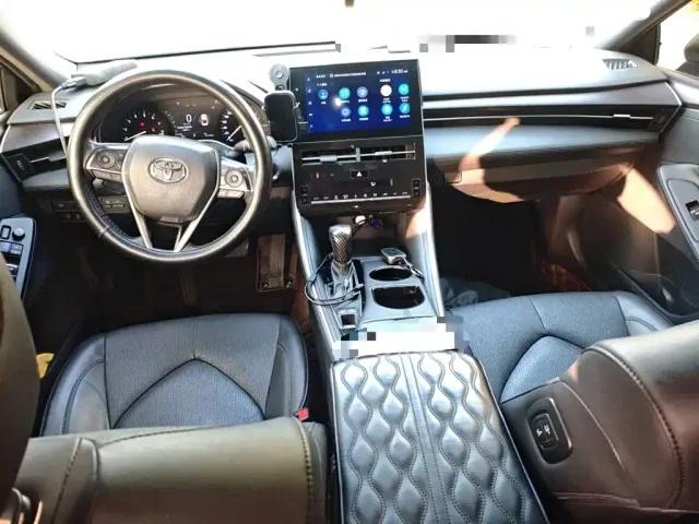 Toyota Avalon — Фото автомобиля 12