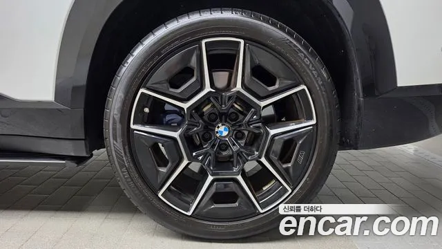 BMW XM G09 — Фото автомобиля 21