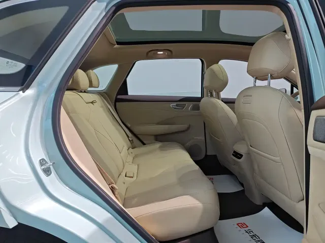 Shangjie Shangjie SUV 2025 Model Extended Range Pro — Фото автомобиля 11