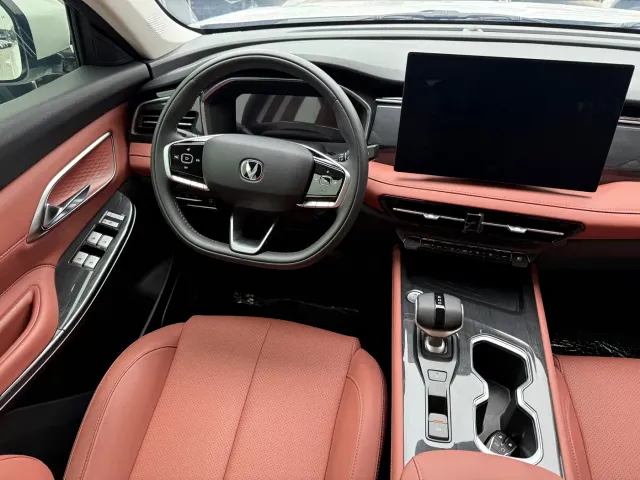Changan CS75 — Фото автомобиля 5