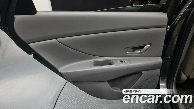 Hyundai AVANTE Новый Avante (CN7) — Фото автомобиля 25