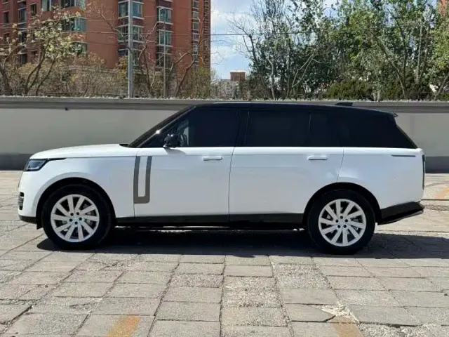 Land Rover Range Rover — Фото автомобиля 2