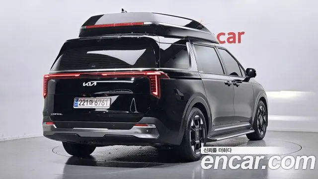 Kia Canival Новый Carnival 4 поколение Бензин 4 места Hi-Limousine — Фото автомобиля 2