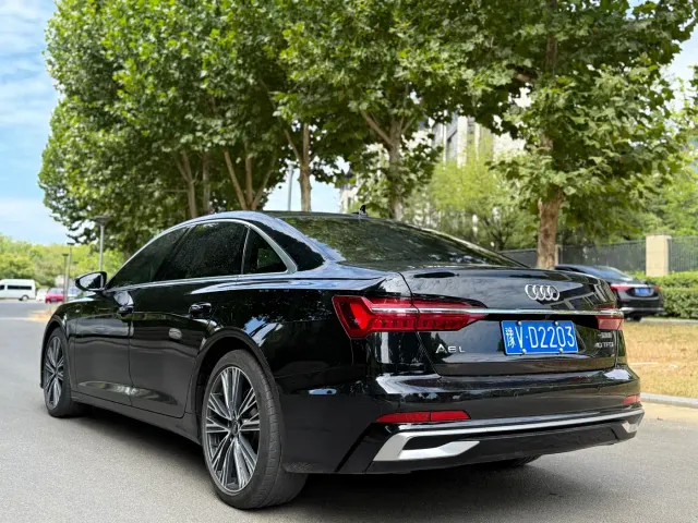 Audi A6L — Фото автомобиля 7