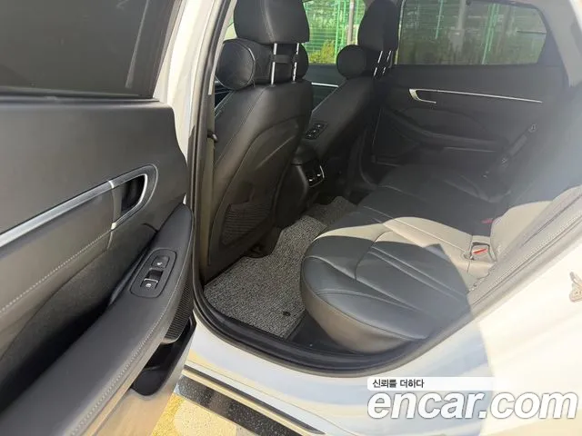 Hyundai Sonata Inspiration — Фото автомобиля 13