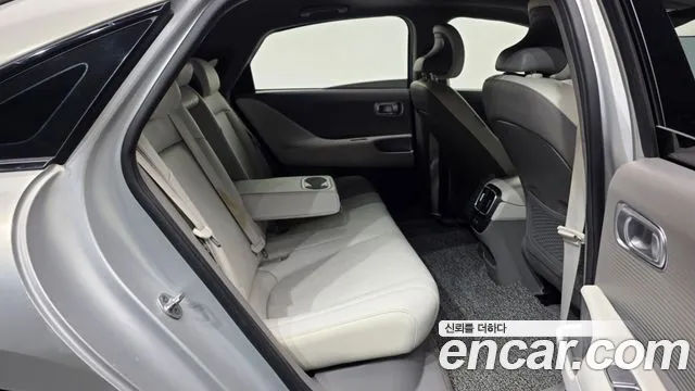 Hyundai Ioniq 6 — Фото автомобиля 18