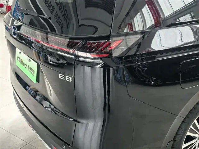 GAC Trumpchi E8 — Фото автомобиля 6