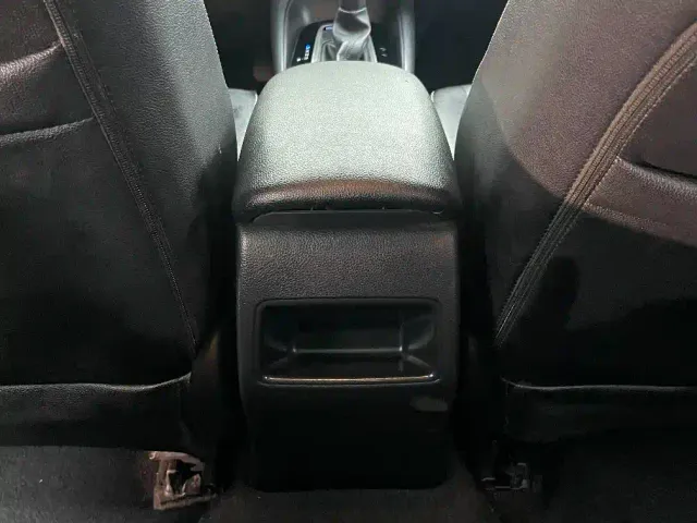 Toyota Corolla — Фото автомобиля 23