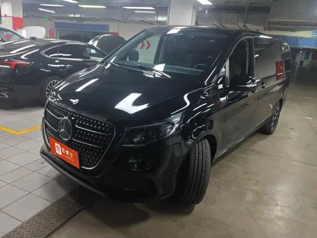 Фотография автомобиля — Mercedes-Benz V-Class