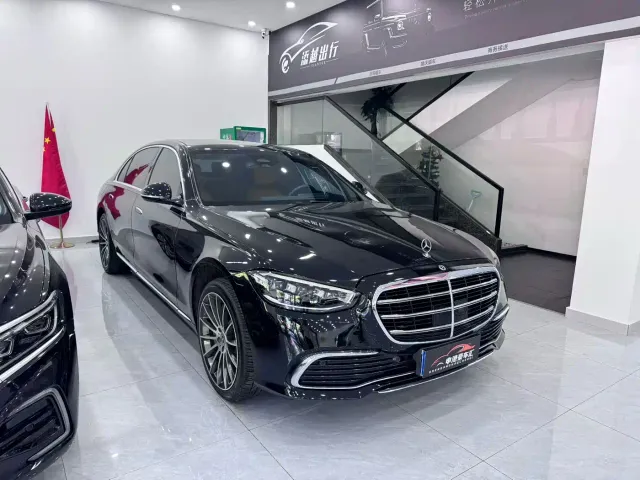 Mercedes-Benz S-Class — Фото автомобиля 3