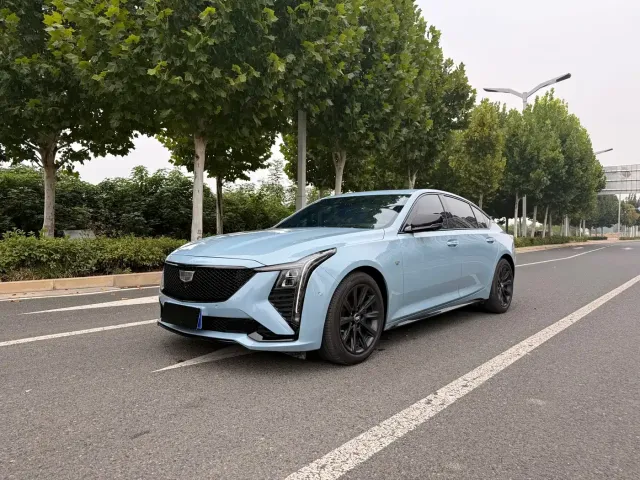 Cadillac CT5 — Фото автомобиля 3