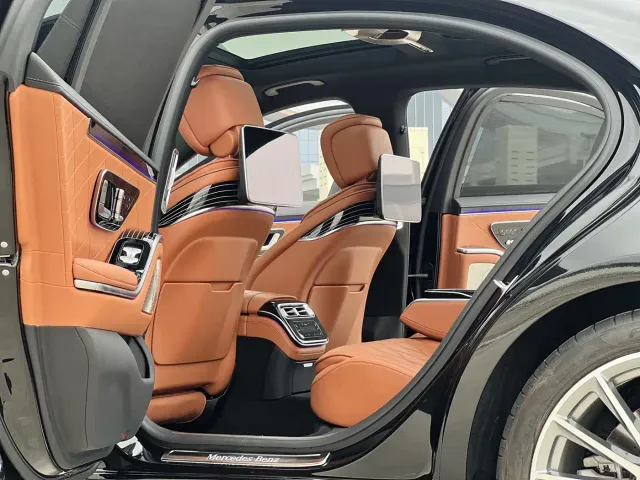 Mercedes-Benz S-Class — Фото автомобиля 6
