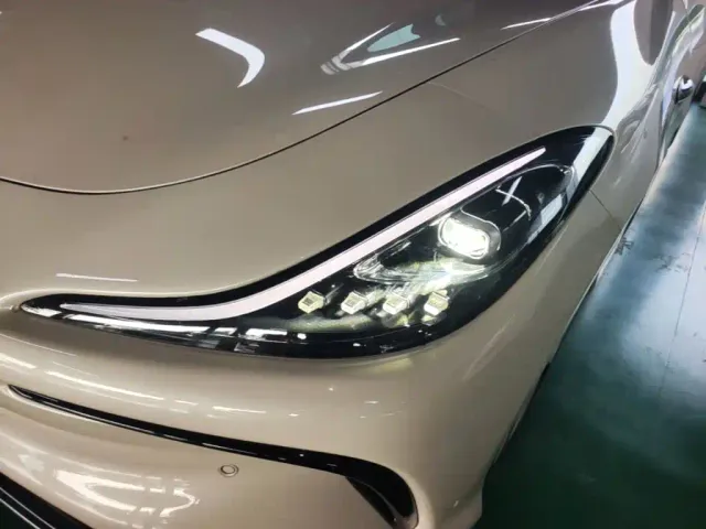 IM Motors LS6 — Фото автомобиля 23