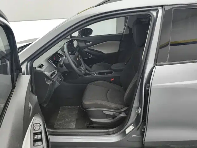 Chevrolet Orlando — Фото автомобиля 9