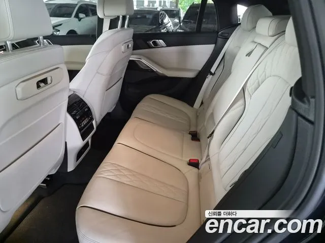 BMW X6 — Фото автомобиля 17