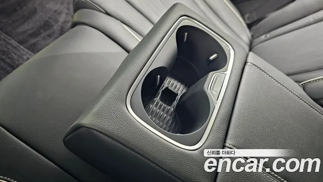 Genesis GV80 2.5T Бензин 2WD — Фото автомобиля 27