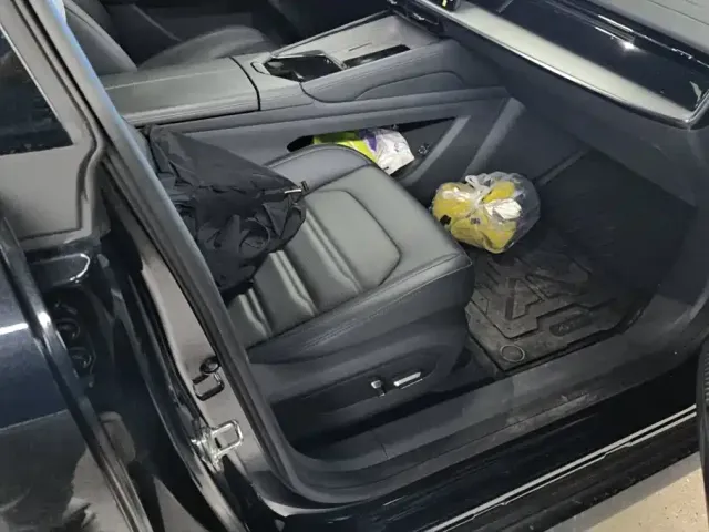 Dongfeng Yipai eπ007 2024 Pure Electric 530 Ruyi Edition — Фото автомобиля 8