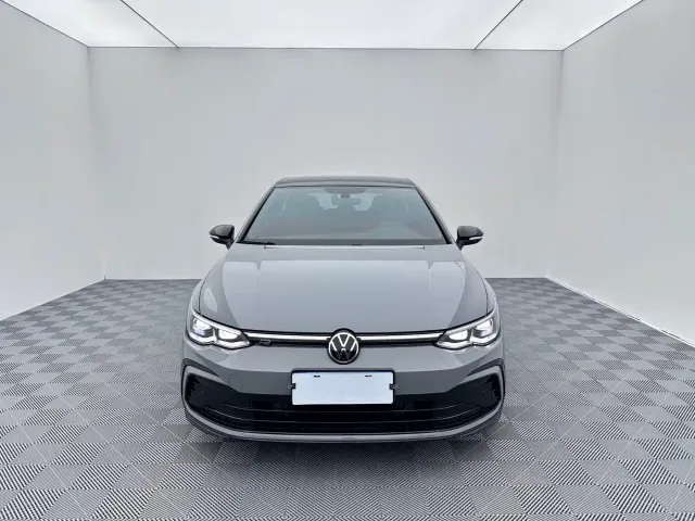 Volkswagen Golf — Фото автомобиля 2