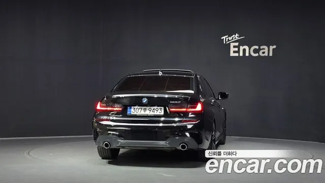 BMW 3-Series 3 серия (G20) 320i M Sport — Фото автомобиля 4