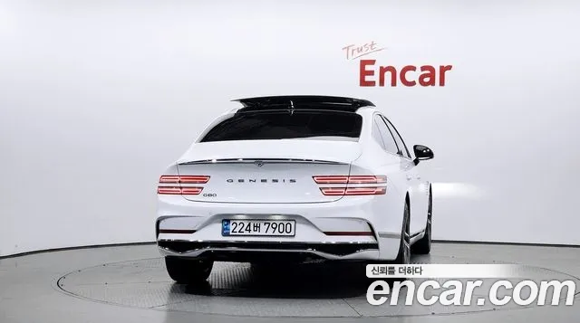 Genesis G80 RG3 — Фото автомобиля 4