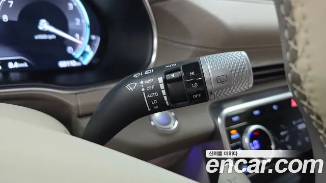 Genesis GV80 — Фото автомобиля 28