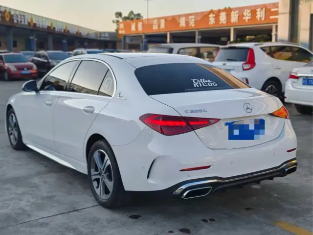 Mercedes-Benz C-Class — Фото автомобиля 10