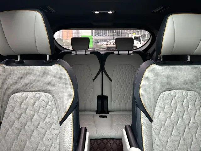 BYD Tang — Фото автомобиля 18