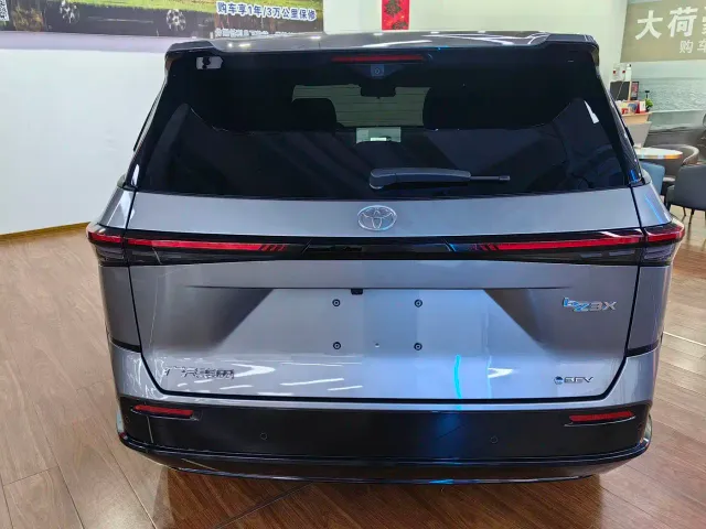 Toyota BoZhi 3X — Фото автомобиля 6