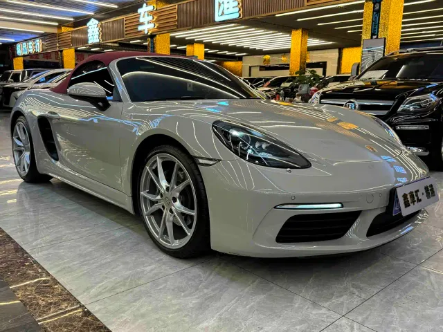 Porsche 718 — Фото автомобиля 4