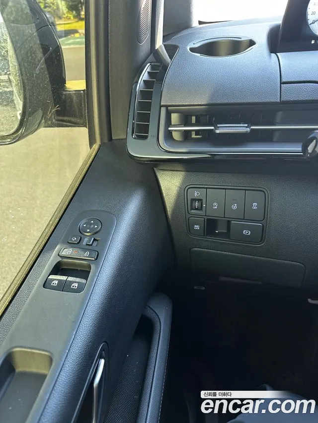 Hyundai Staria — Фото автомобиля 9