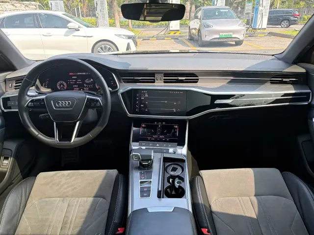 Audi A6L — Фото автомобиля 20