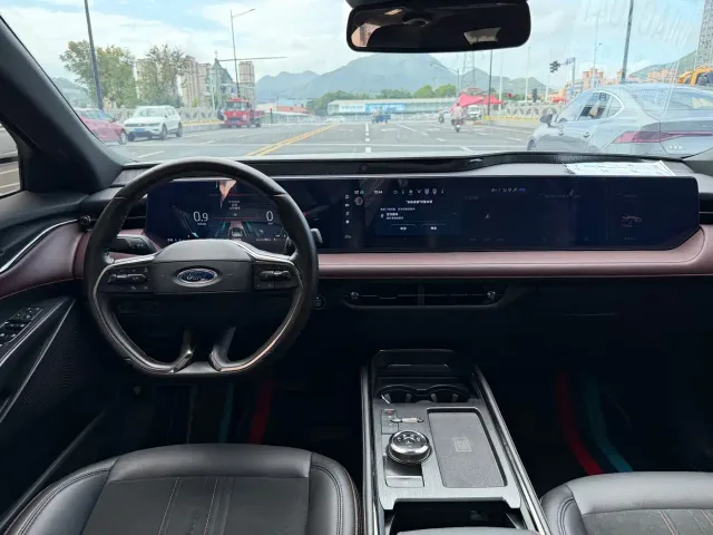 Ford Mondeo — Фото автомобиля 9