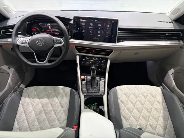 Volkswagen Sagitar — Фото автомобиля 12