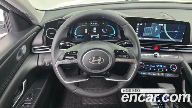 Hyundai Avante CN7 — Фото автомобиля 14