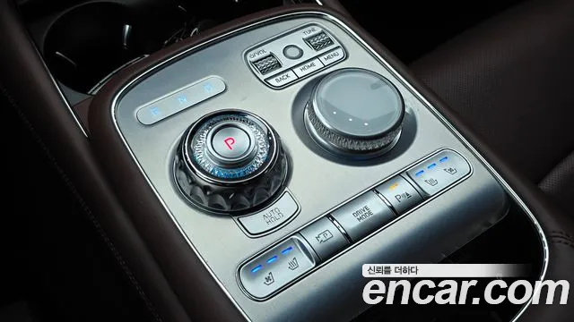 Genesis G90 Бензин 3.5 турбо AWD — Фото автомобиля 9