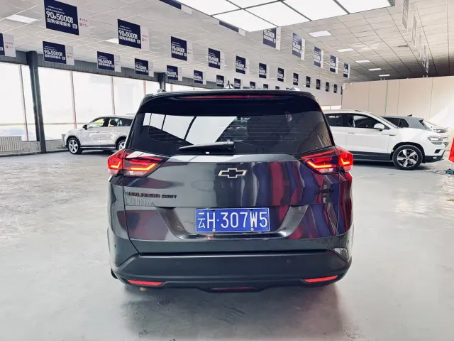 Chevrolet Orlando — Фото автомобиля 5