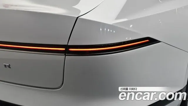 Hyundai Grandeur GN7 — Фото автомобиля 8