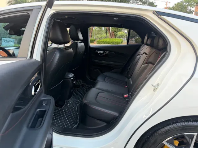 GAC Trumpchi Emkoo — Фото автомобиля 18