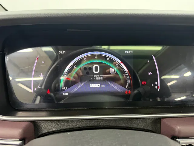GAC Trumpchi M6 — Фото автомобиля 18